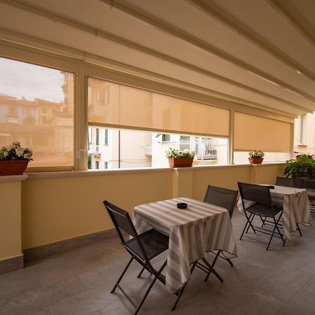 Affittacamere E Appartamenti - Rent Rooms And Apartments Le Camere Nel Corso - Adults Only 라스페치아 외부 사진