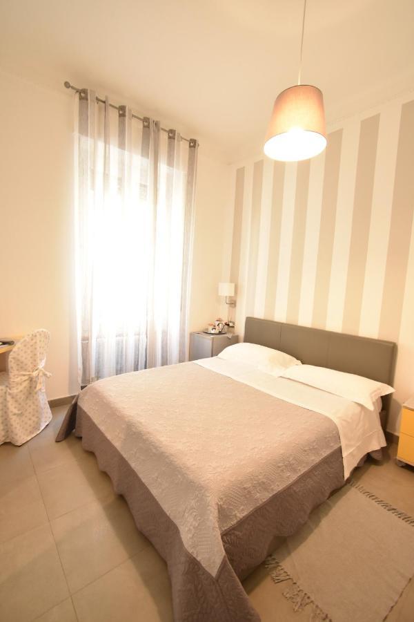 Affittacamere E Appartamenti - Rent Rooms And Apartments Le Camere Nel Corso - Adults Only 라스페치아 외부 사진