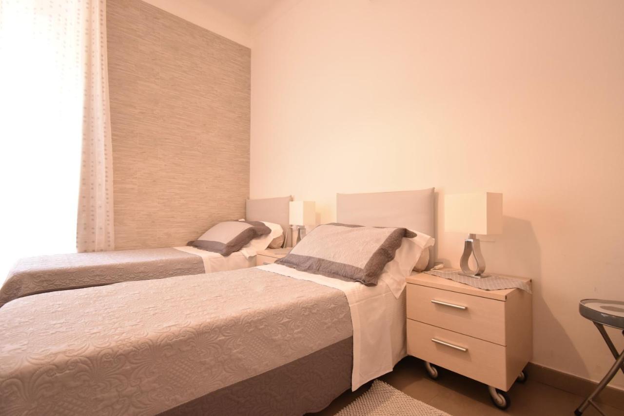 Affittacamere E Appartamenti - Rent Rooms And Apartments Le Camere Nel Corso - Adults Only 라스페치아 외부 사진