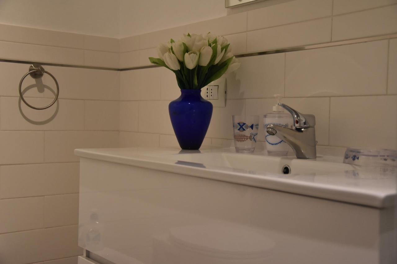 Affittacamere E Appartamenti - Rent Rooms And Apartments Le Camere Nel Corso - Adults Only 라스페치아 외부 사진