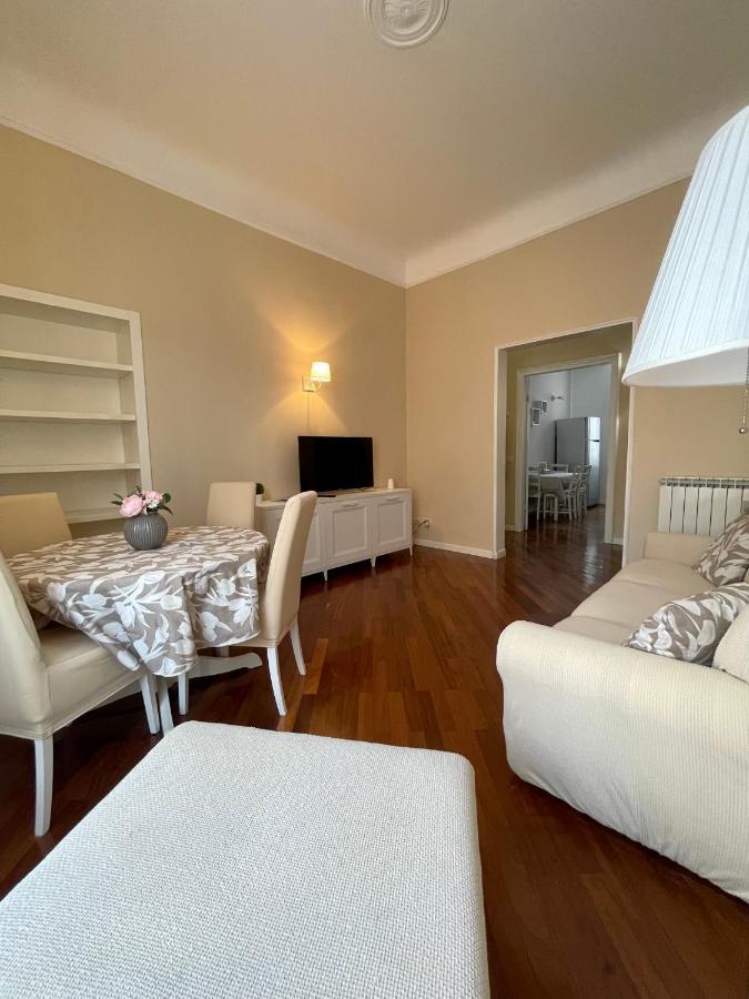 Affittacamere E Appartamenti - Rent Rooms And Apartments Le Camere Nel Corso - Adults Only 라스페치아 외부 사진