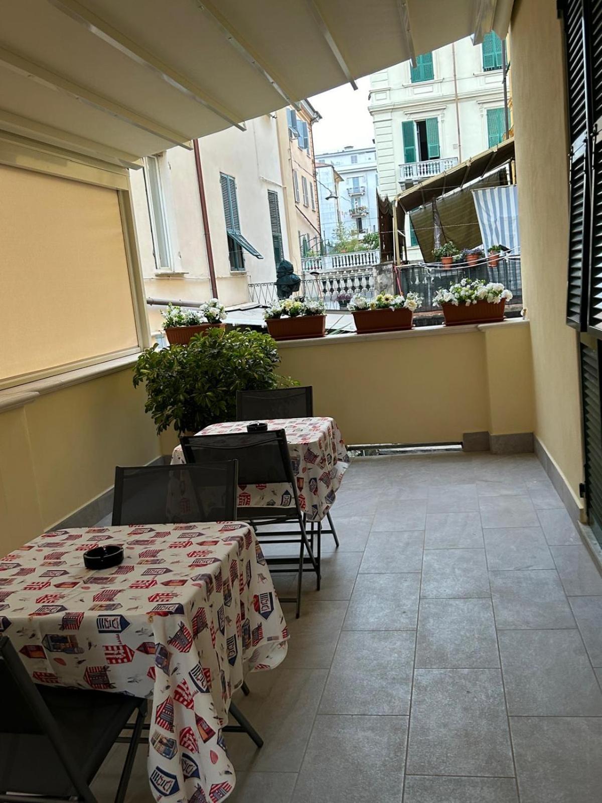 Affittacamere E Appartamenti - Rent Rooms And Apartments Le Camere Nel Corso - Adults Only 라스페치아 외부 사진