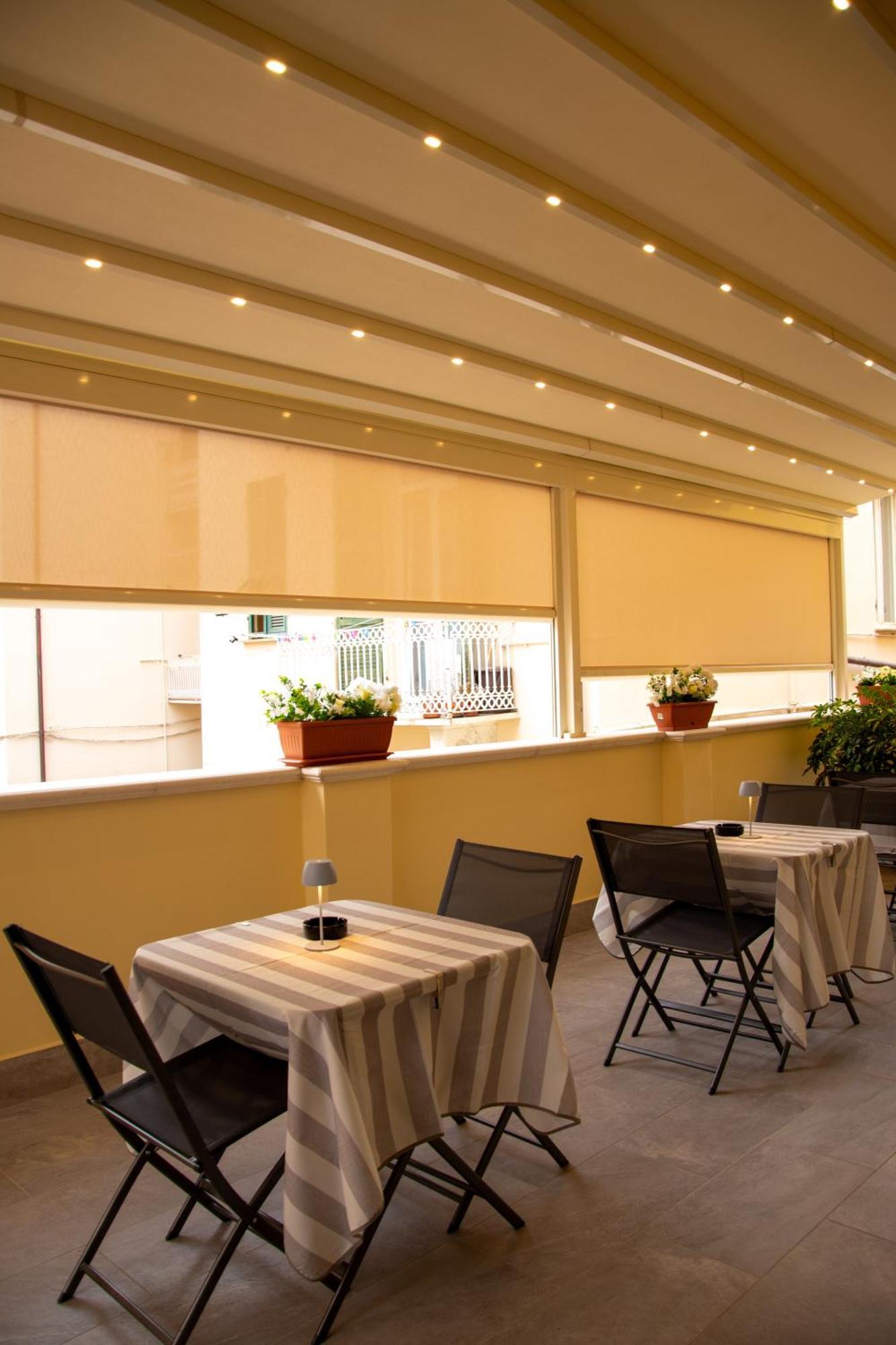 Affittacamere E Appartamenti - Rent Rooms And Apartments Le Camere Nel Corso - Adults Only 라스페치아 외부 사진