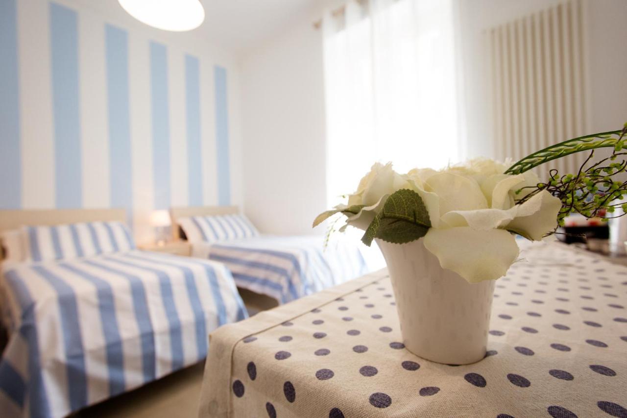 Affittacamere E Appartamenti - Rent Rooms And Apartments Le Camere Nel Corso - Adults Only 라스페치아 외부 사진
