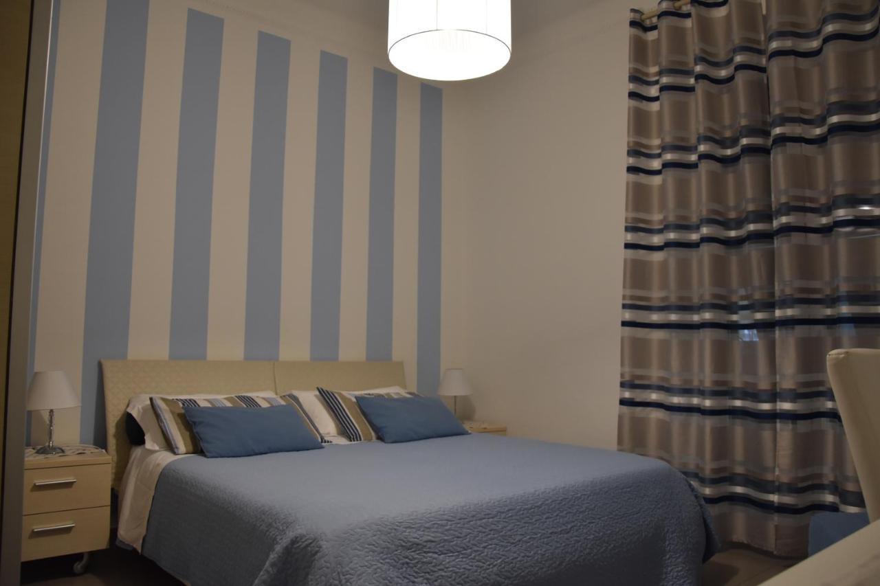 Affittacamere E Appartamenti - Rent Rooms And Apartments Le Camere Nel Corso - Adults Only 라스페치아 외부 사진